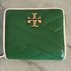 Tory Burch Green Quilted Wallet with Gold Emblem